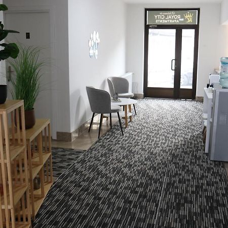Royal City Apartments Яйце Экстерьер фото