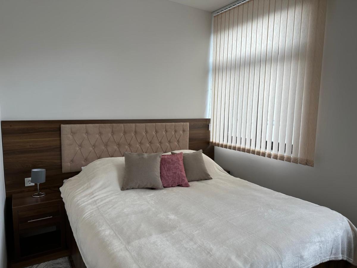 Royal City Apartments Яйце Экстерьер фото